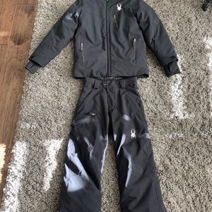 Boys Black Spyder snow/ski jacket and pants.